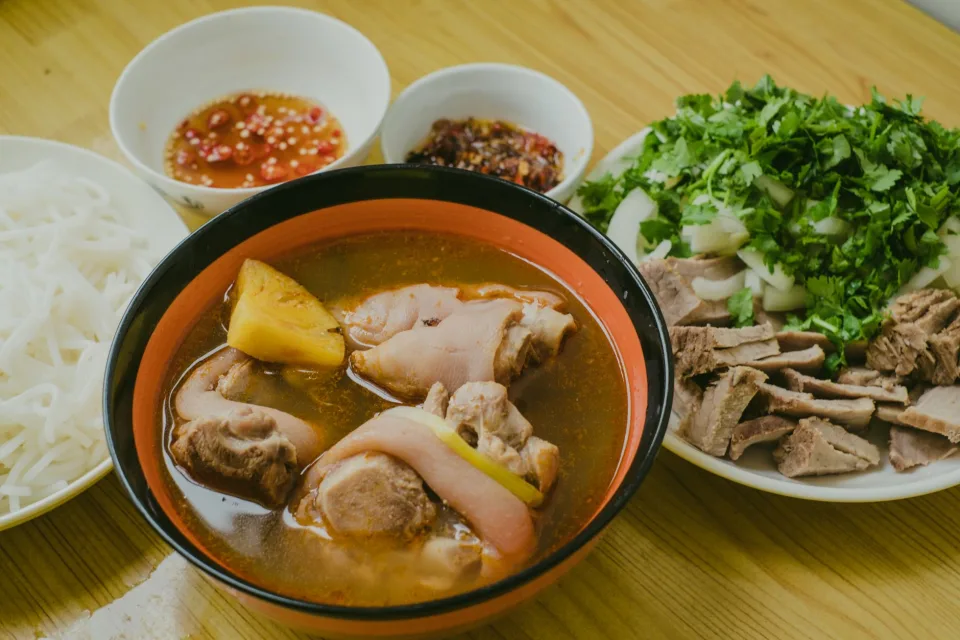 Sân vườn ngồi ngoài